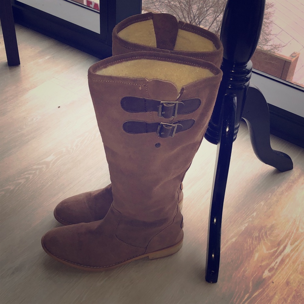 LC*Emu -Toowoobah Suede and Sheepskin Boots W10151